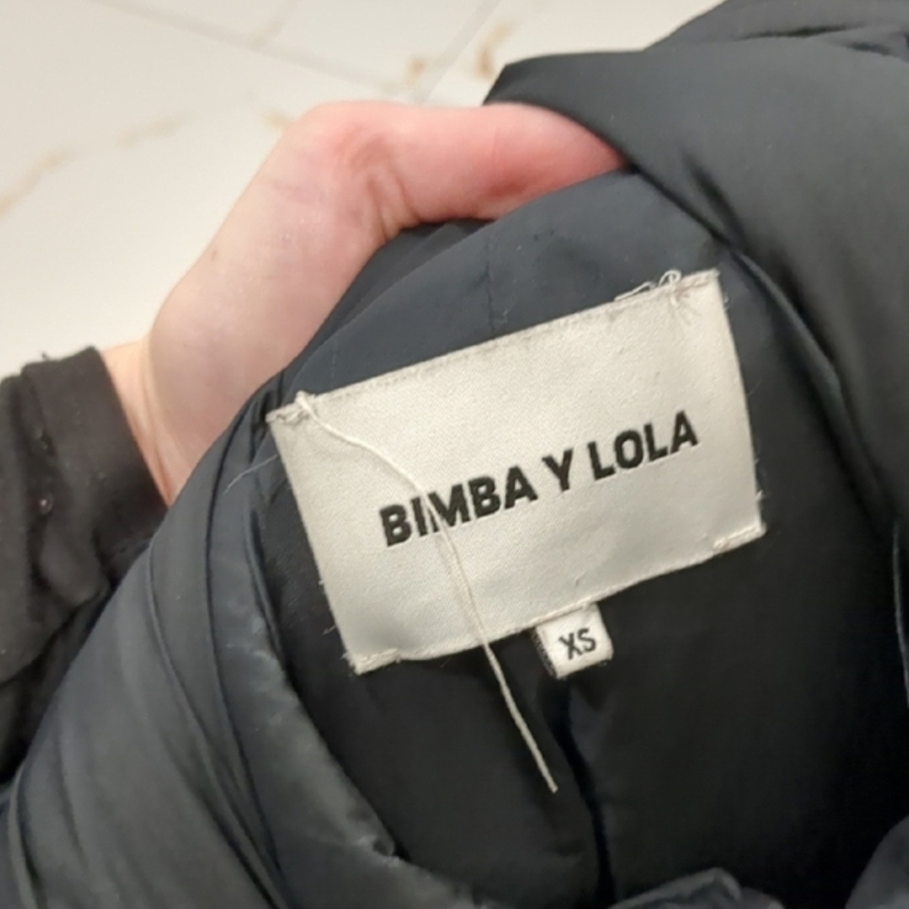 Winter Coat Down Fill Bimba Y Lola Women's Black Puffer Coat - Picture 3 of 3